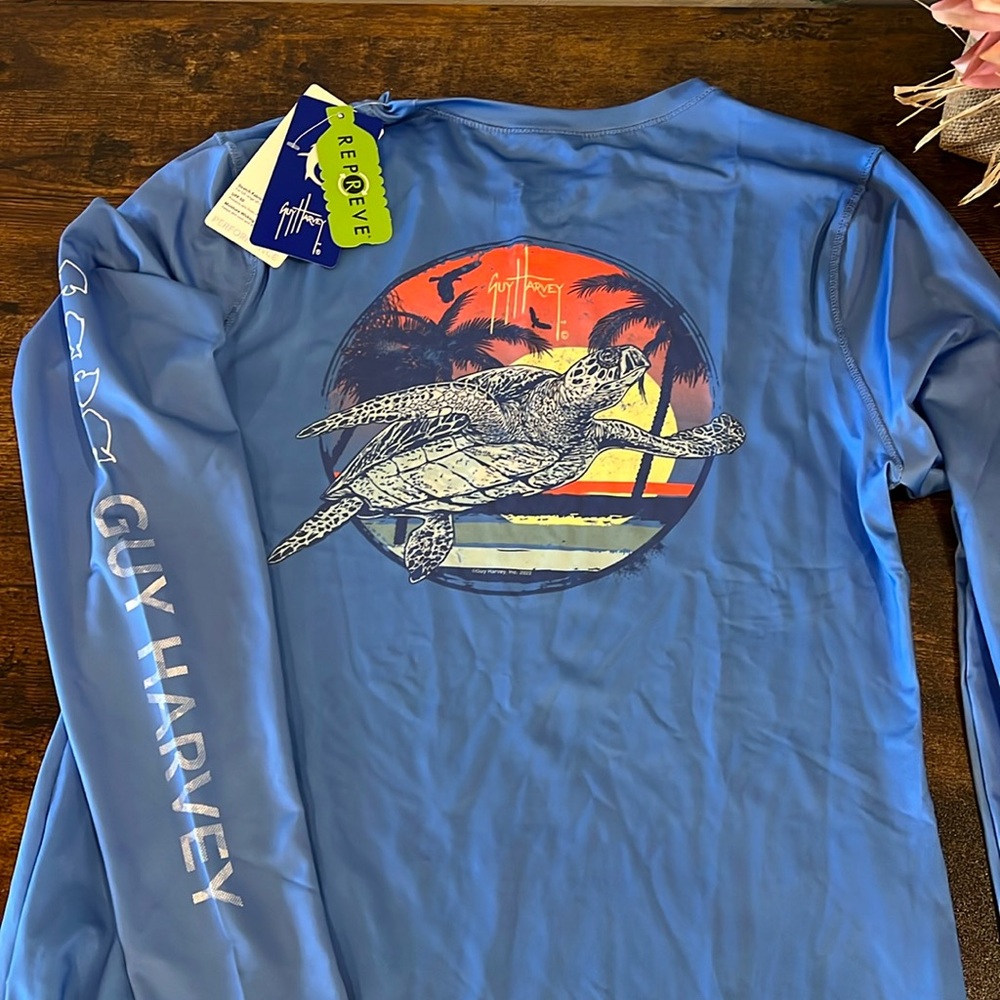 🐟 NWT-Guy Harvey UPF 50 Performance Top